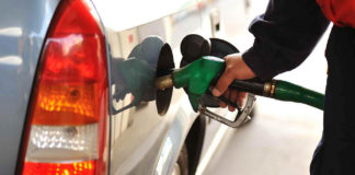 Дизелот поскапува за два, а бензините за половина денар