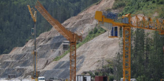 Раст од 3,2% годинава и 3,3% следната 2026 година, прогнозира Европската комисија за македонската економија