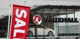 Продажбата на автомобили во Британија на најниско ниво од 1946 година