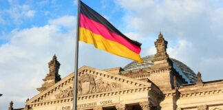 Германското индустриско производство паѓа, стравувањата од рецесија растат