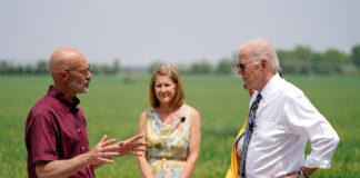 Бајден објави мерки за зголемување на домашното производство на храна и намалување на високите цени