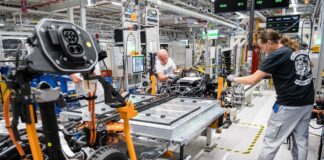 Германските производители на автомобили песимисти за идниот раст