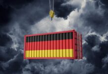 Секоја трета германска средна компанија планира да премести дел од производството во странство