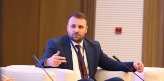 Дурмиши: Владата утврди квота од 10.000 работни дозволи за странци за годинава