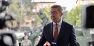 Мицкоски: Се размислува растот на платите да биде врзан со растот на продуктивноста