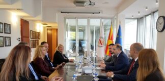 Царина и Централен регистар договорија е-размена на податоци за царински долг – хартиените потврди наскоро заминуваат во историјата Carinska uprava CRM