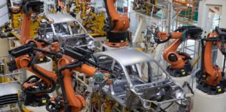 Кина има решение за недостигот на работна сила: 295 илјади инсталирани индустриски роботи само во 2024 година