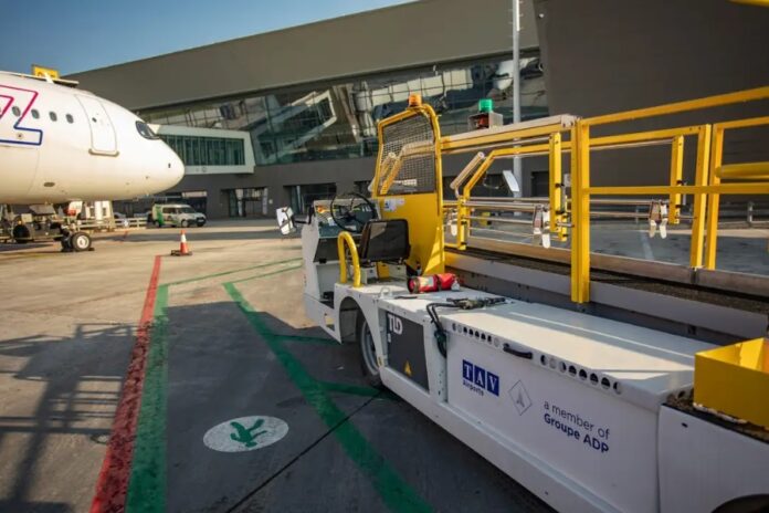 Аеродром Скопје