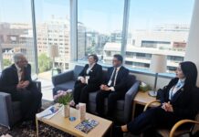 Гувернерот Славески на средби со ММФ: Потребен е внимателен пристап во услови на зголемени светски ризици